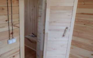 Утепляем дверь в баню и парилку