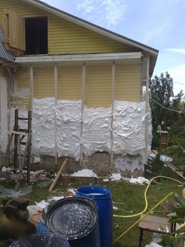 Утепления пеноизолом Утепление деревянного дома жидким пеноизолом