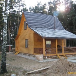 Баня с бассейном, парная затоплена. С легким паром.